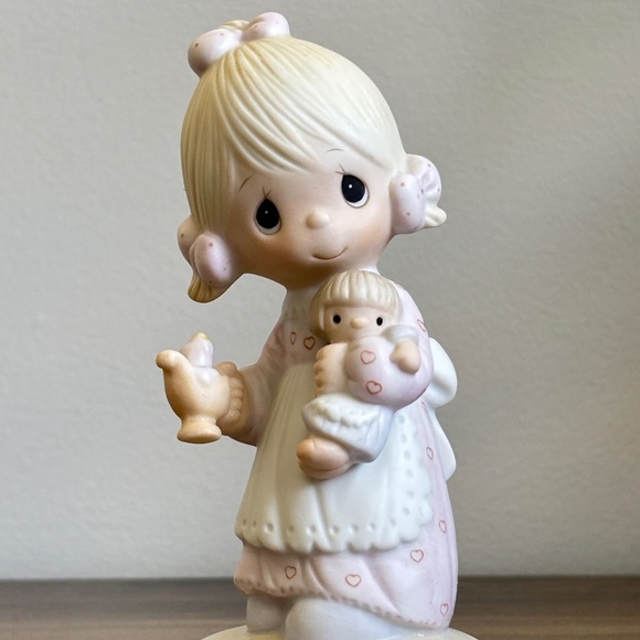 Precious Moments JESUS IS THE LIGHT Figurine 1978 Enesco E-1373/G ORIGINAL 21 - Picture 2 of 10